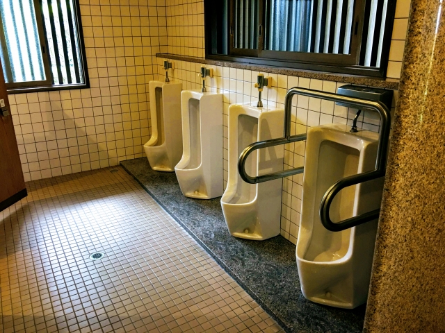 トイレの臭いが消えない時はどうしたらいいの 原因と対処法を解説 福岡のトイレつまり 水漏れ修理 水のトラブル ふくおか水道職人